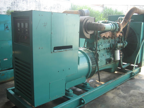 隆化租赁发电机- 发电机碳刷磨损的原因是什么