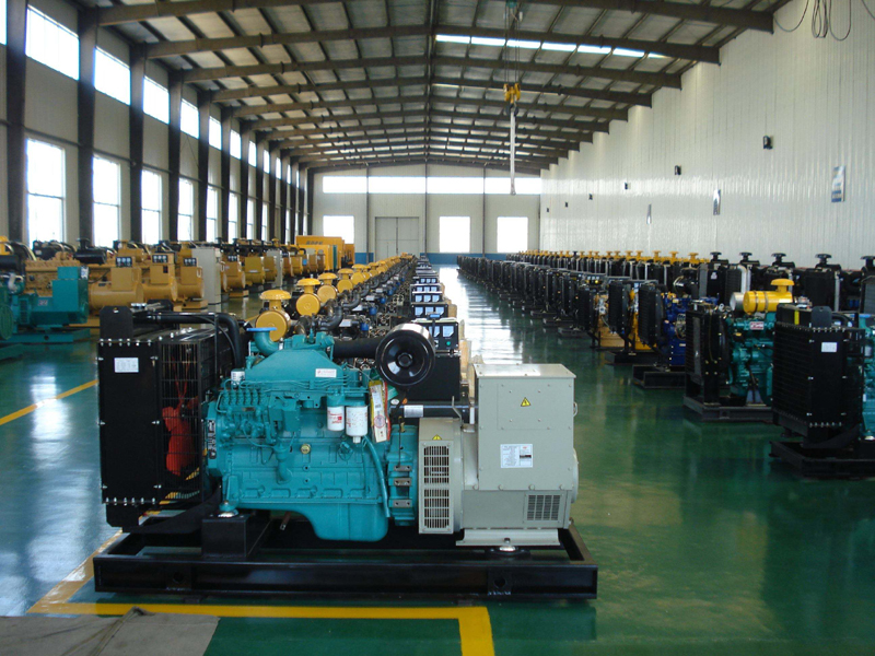 隆化租赁发电机-柴油发电机组冒蓝烟、冒黑烟、冒白烟故障分析