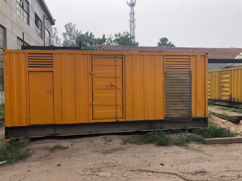 隆化柴油发电机如何判断新机油是否已经完全充满机油滤清器？