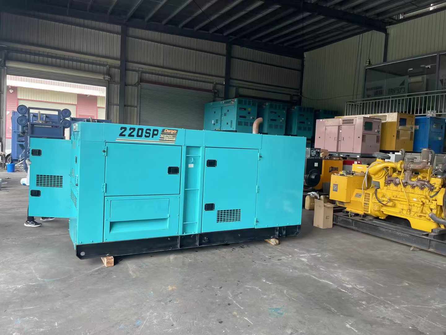 隆化800kW 柴油发电机的输出电流波动范围是多少？