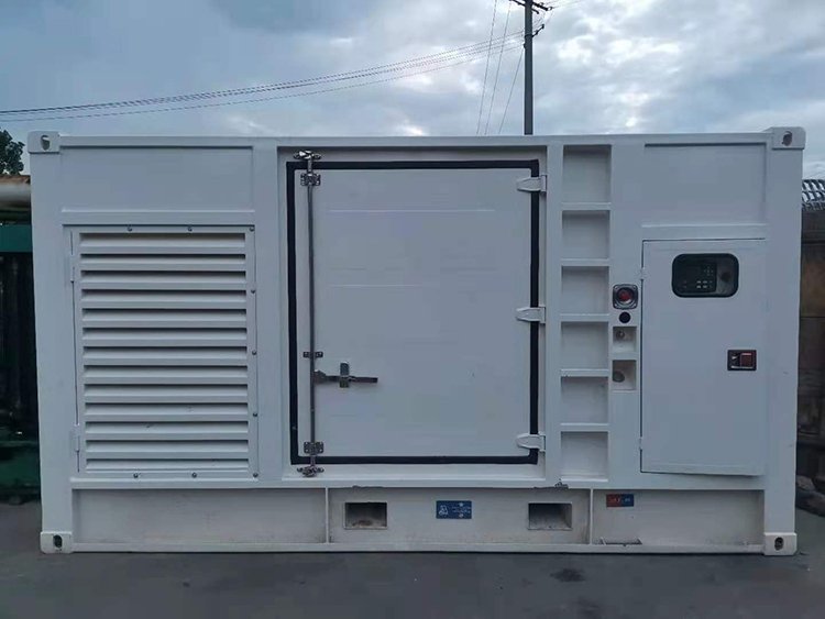 隆化控制系统的品牌和价格会影响柴油发电机的性能吗？