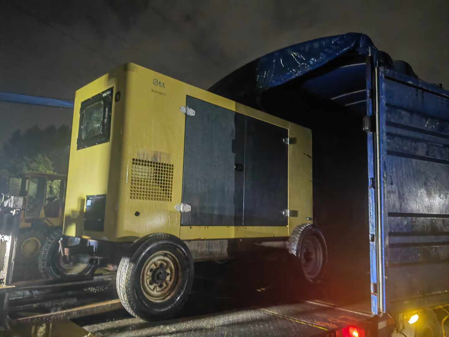 隆化如何根据负载特性选择合适的柴油发电机？