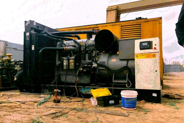 隆化柴油发电机组都有哪几种电压规格？