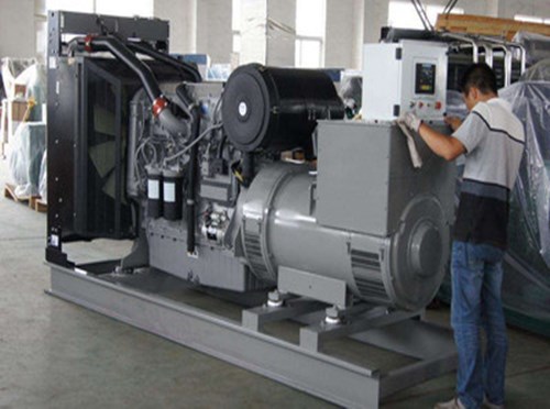 隆化柴油发电机组和储能设备配合使用的案例