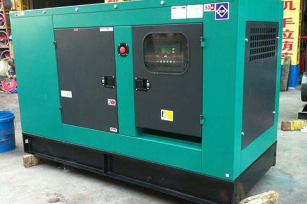 隆化如何检查机油的使用时间？