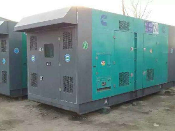 隆化合同中关于工期延误的责任如何界定和处理？